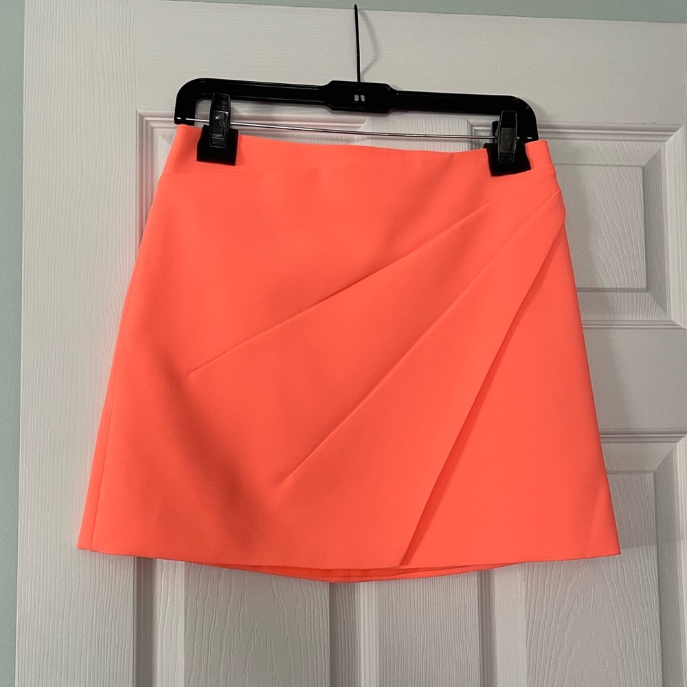NWT Alice + Olivia Shaylee neon mini skirt